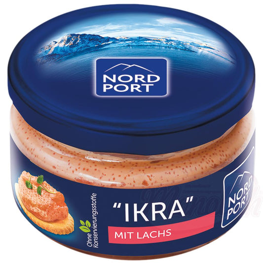 Tartinade à base dœufs de capelan et de hareng avec des morceaux de saumon.
